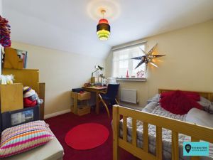 Bedroom- click for photo gallery